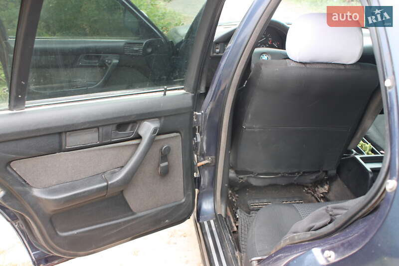 Седан BMW 5 Series 1991 в Запоріжжі