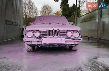 Седан BMW 5 Series 1987 в Староконстантинове