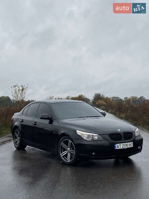 Седан BMW 5 Series 2004 в Ахтырке