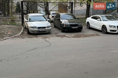 Седан BMW 5 Series 2000 в  фото 4 Седан BMW 5 Series 2000 в