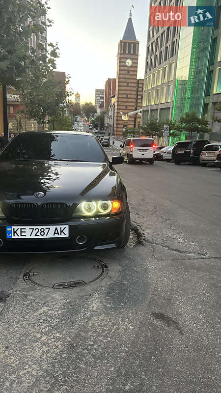Седан BMW 5 Series 2000 в Днепре
