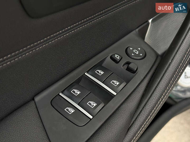 Седан BMW 5 Series 2020 в Києві фото 13 Седан BMW 5 Series 2020 в Києві