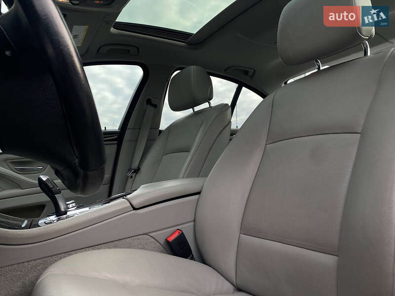 Седан BMW 5 Series 2013 в Львові фото 25 Седан BMW 5 Series 2013 в Львові