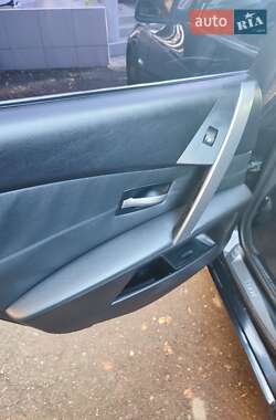 Седан BMW 5 Series 2006 в  фото 14 Седан BMW 5 Series 2006 в