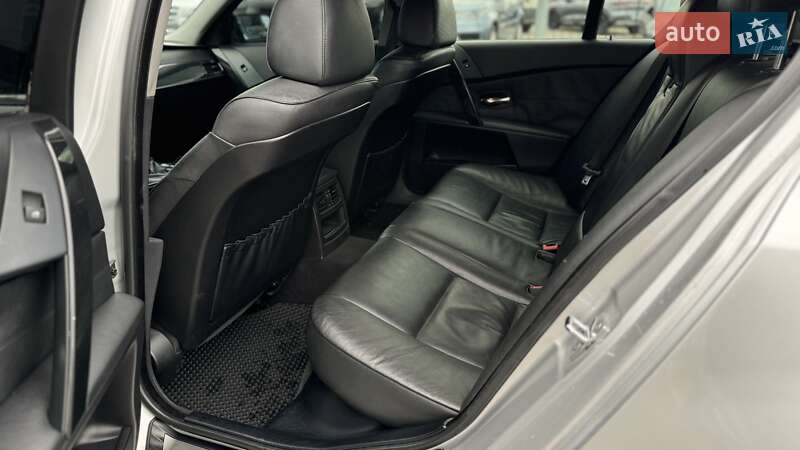 Седан BMW 5 Series 2003 в Києві