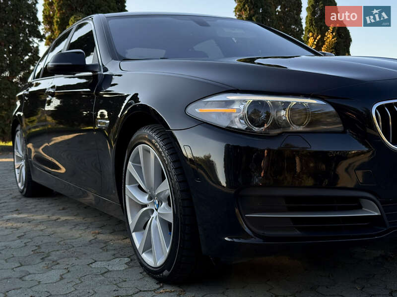 Седан BMW 5 Series 2014 в Дубно