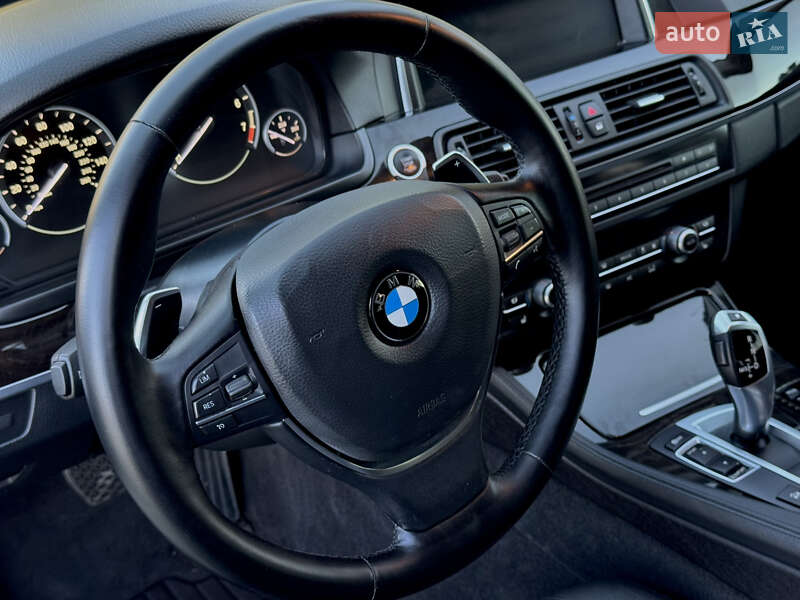 Седан BMW 5 Series 2014 в Дубно