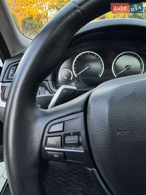 Седан BMW 5 Series 2014 в Дубно