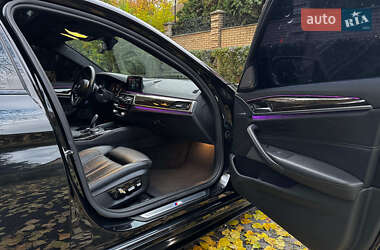 Седан BMW 5 Series 2019 в 