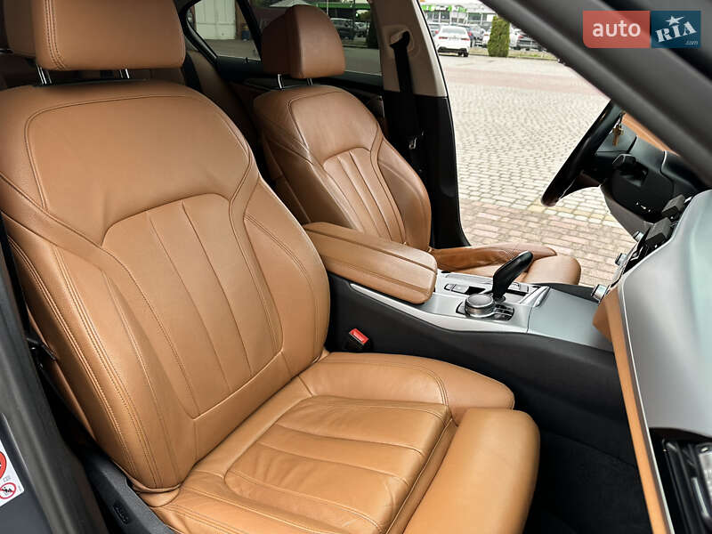 Седан BMW 5 Series 2017 в Мукачево фото 28 Седан BMW 5 Series 2017 в Мукачево