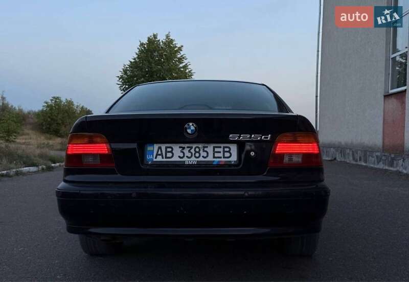 Седан BMW 5 Series 2002 в Виннице
