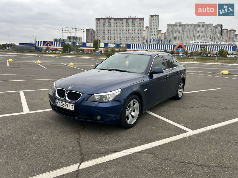 Седан BMW 5 Series 2004 в  фото Седан BMW 5 Series 2004 в