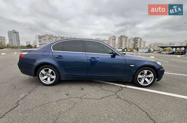 Седан BMW 5 Series 2004 в  фото 10 Седан BMW 5 Series 2004 в