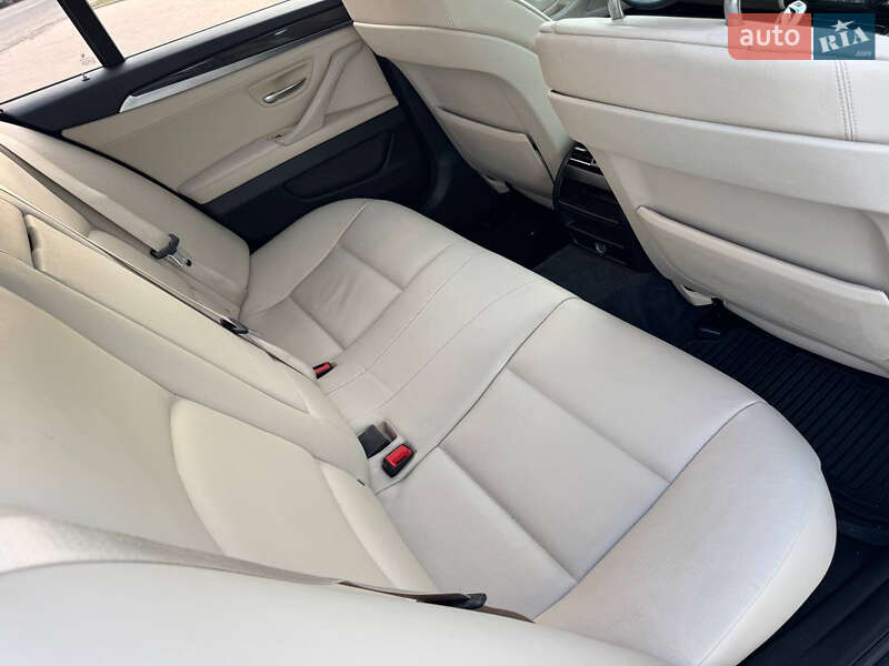 Седан BMW 5 Series 2013 в Києві фото 29 Седан BMW 5 Series 2013 в Києві