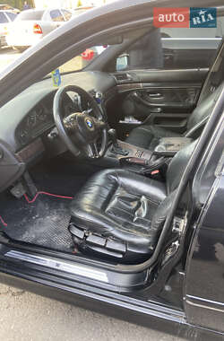 Седан BMW 5 Series 2002 в  фото 7 Седан BMW 5 Series 2002 в