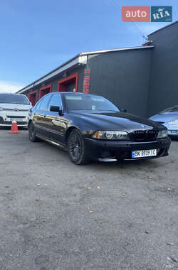 Седан BMW 5 Series 2002 в  фото 3 Седан BMW 5 Series 2002 в