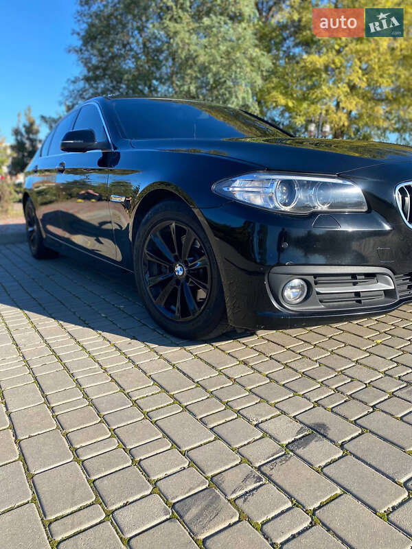 Седан BMW 5 Series 2016 в Одессе