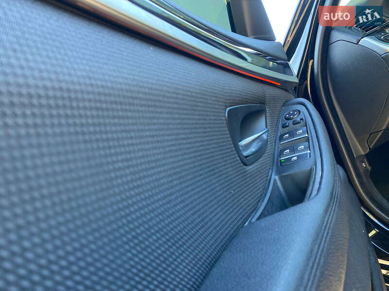 Седан BMW 5 Series 2016 в Одессе