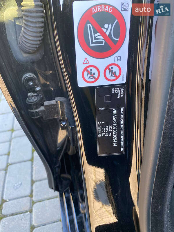 Седан BMW 5 Series 2016 в Одессе