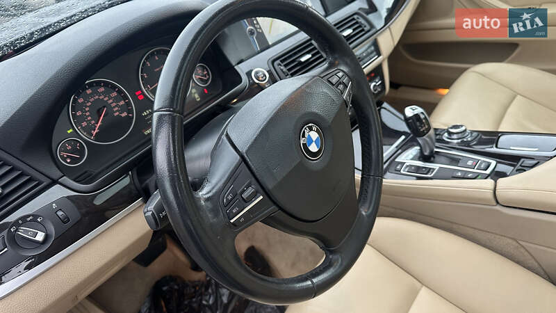 Седан BMW 5 Series 2011 в Полтаве