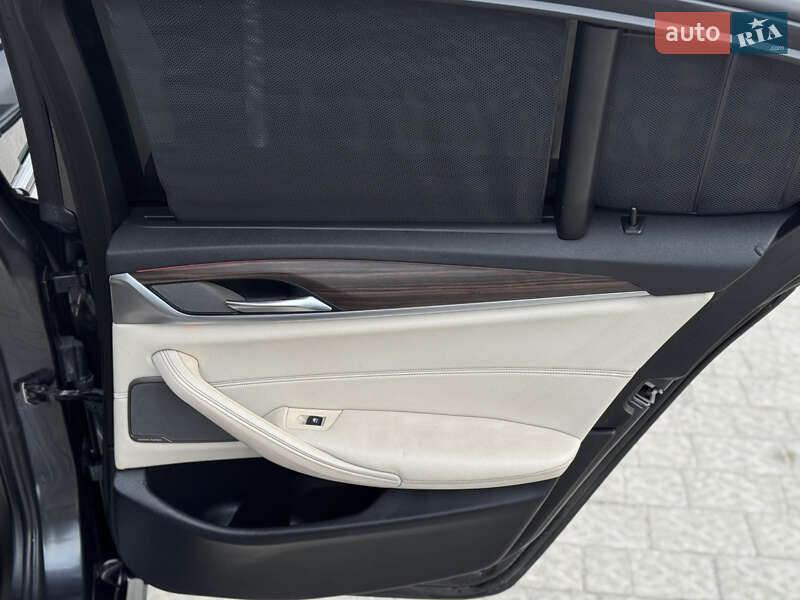 Седан BMW 5 Series 2017 в Львове фото 11 Седан BMW 5 Series 2017 в Львове