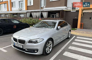 Седан BMW 5 Series 2015 в Києві