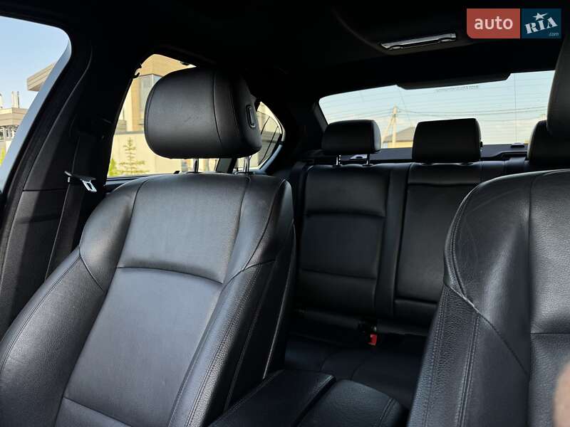 Седан BMW 5 Series 2015 в Ковеле