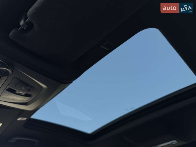 Седан BMW 5 Series 2015 в Ковеле