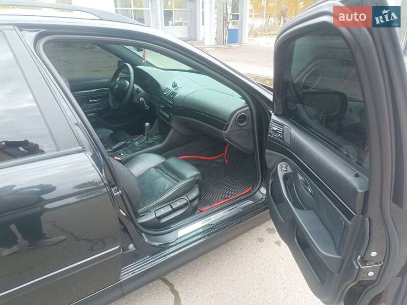 Универсал BMW 5 Series 2003 в  фото Универсал BMW 5 Series 2003 в