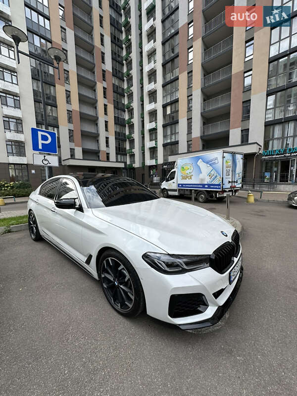 Седан BMW 5 Series 2017 в Киеве