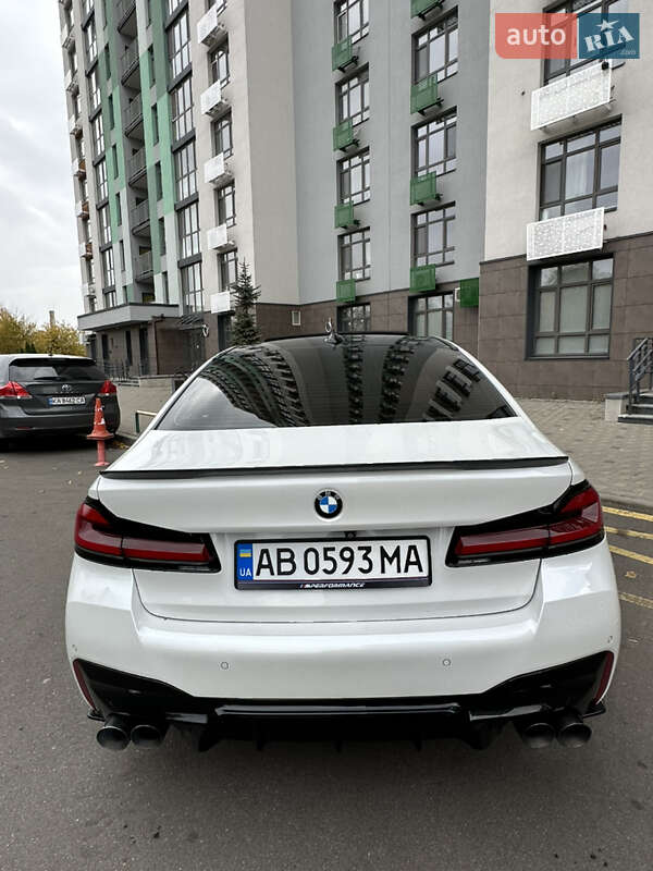 Седан BMW 5 Series 2017 в Киеве