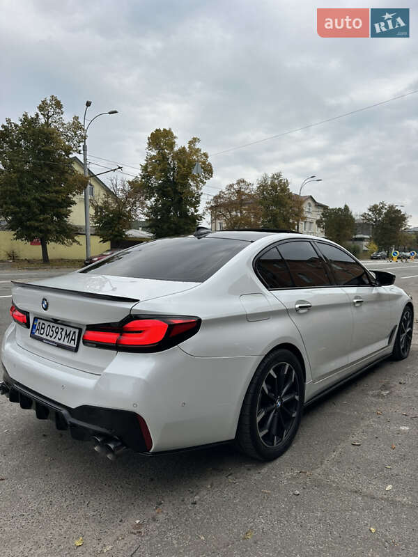 Седан BMW 5 Series 2017 в Киеве