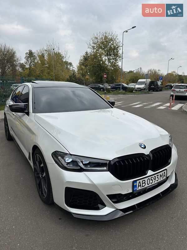 Седан BMW 5 Series 2017 в Киеве