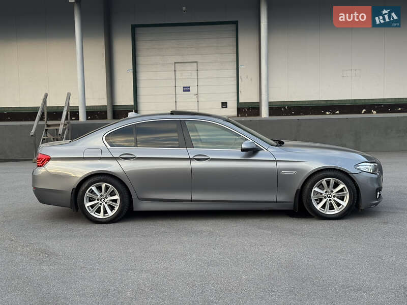Седан BMW 5 Series 2015 в Виннице