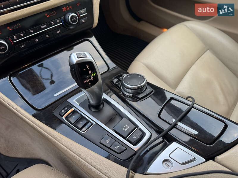 Седан BMW 5 Series 2015 в Виннице