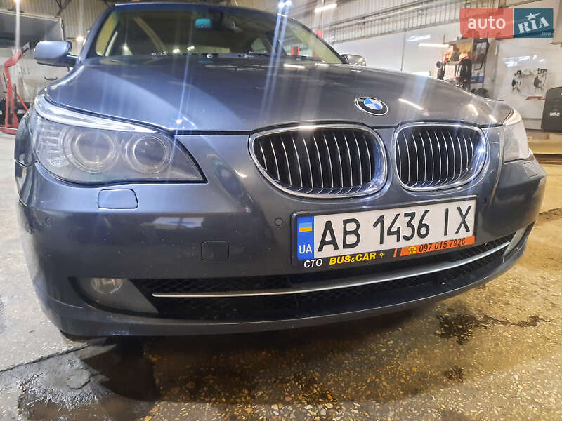 Седан BMW 5 Series 2007 в Виннице