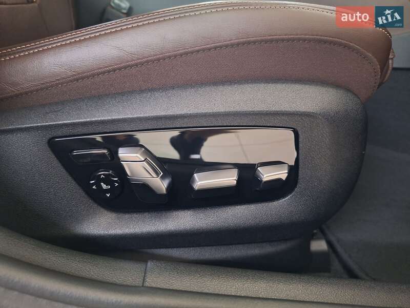 Седан BMW 5 Series 2017 в Николаеве фото 20 Седан BMW 5 Series 2017 в Николаеве