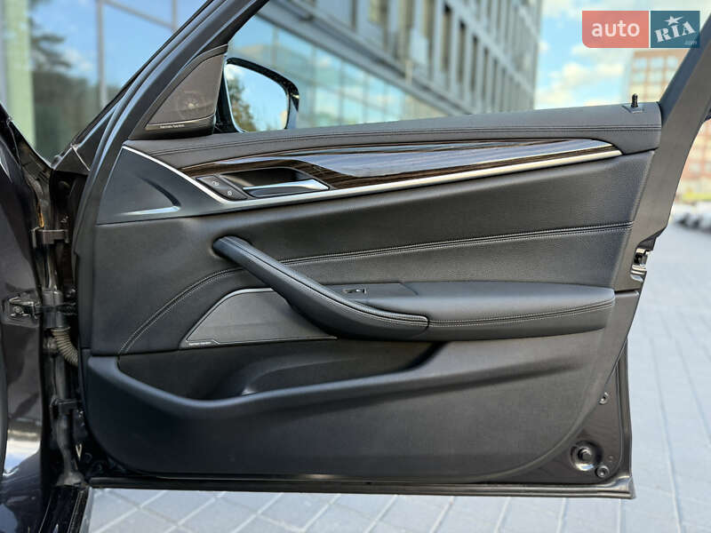 Седан BMW 5 Series 2020 в Львові фото 74 Седан BMW 5 Series 2020 в Львові
