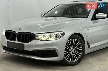 Седан BMW 5 Series 2019 в 