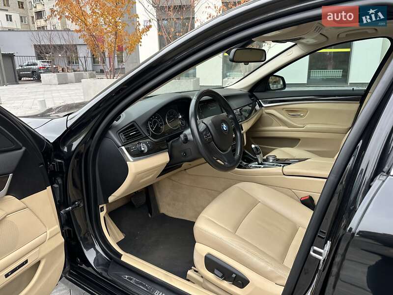 Седан BMW 5 Series 2014 в Киеве