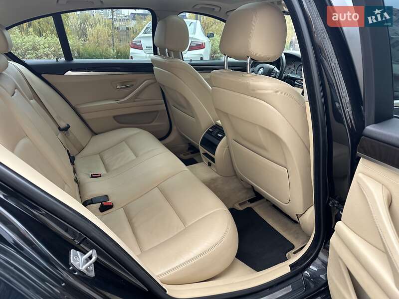 Седан BMW 5 Series 2014 в Киеве