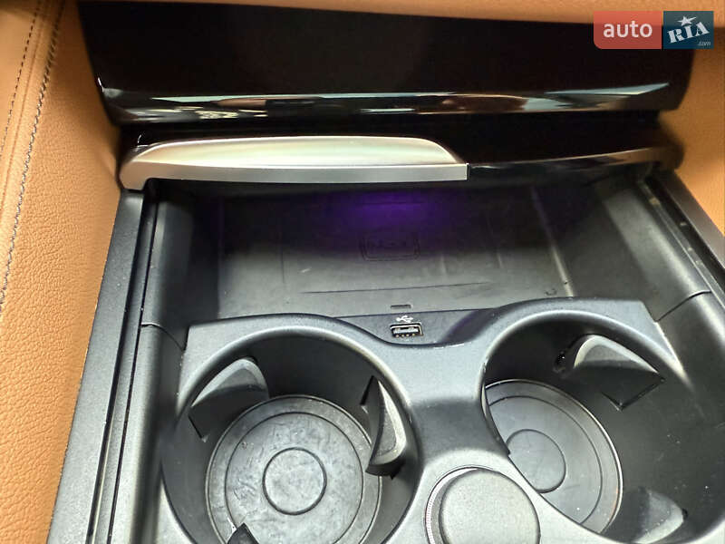 Седан BMW 5 Series 2018 в Киеве фото 56 Седан BMW 5 Series 2018 в Киеве