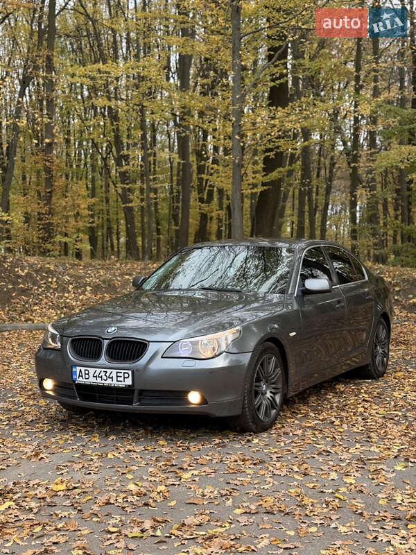 BMW 5 Series 2004