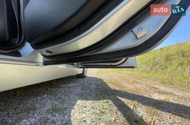 Универсал BMW 5 Series 2005 в  фото 17 Универсал BMW 5 Series 2005 в