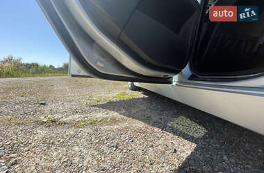 Универсал BMW 5 Series 2005 в  фото 19 Универсал BMW 5 Series 2005 в