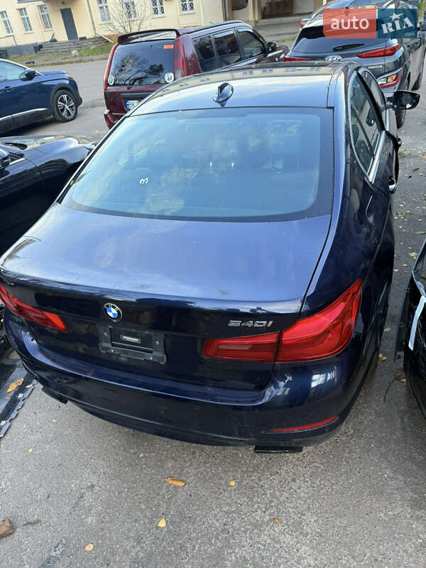 Седан BMW 5 Series 2017 в Львове