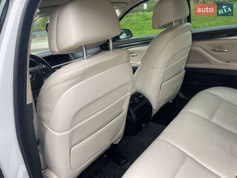 Седан BMW 5 Series 2016 в Львове фото 14 Седан BMW 5 Series 2016 в Львове