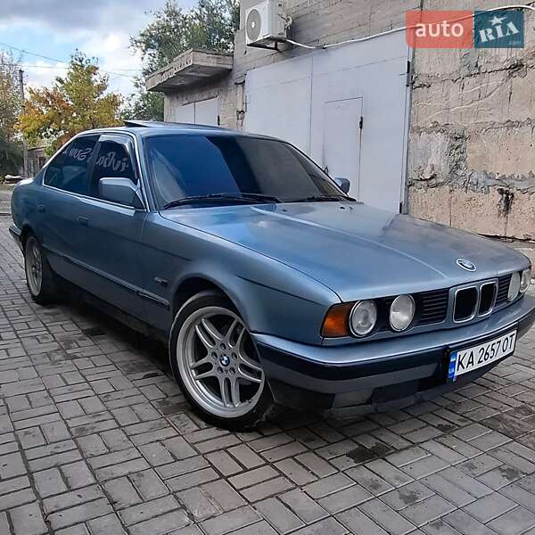 BMW 5 Series 1988 BMW 5 Series 1988