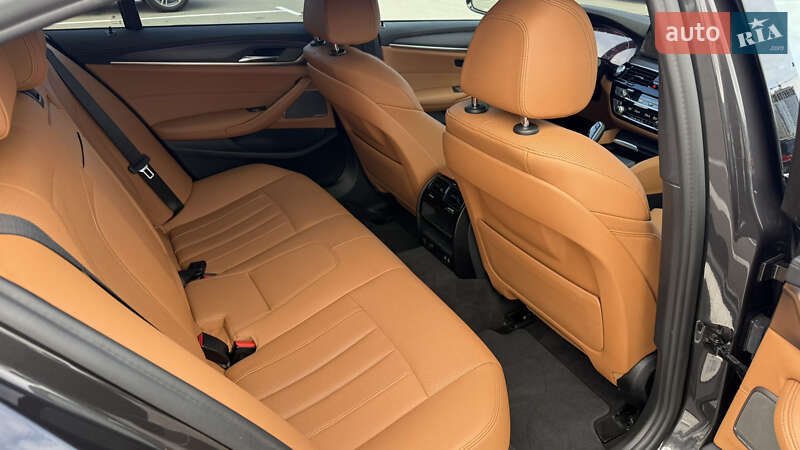 Седан BMW 5 Series 2021 в Києві