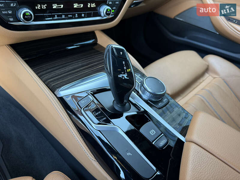 Седан BMW 5 Series 2017 в Днепре фото 35 Седан BMW 5 Series 2017 в Днепре